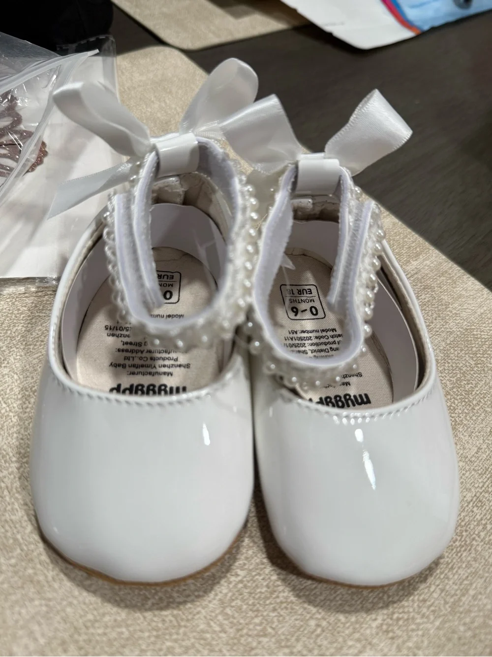 Girls White Pearl-Trim Mary Jane Dress Shoes